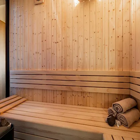 Luxury 3bed Penthouse By Slope - * Sierra Nevada